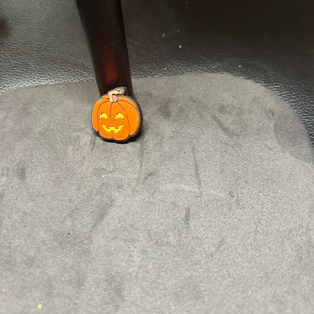 3/$8 Happy Pumpkin Croc Charm